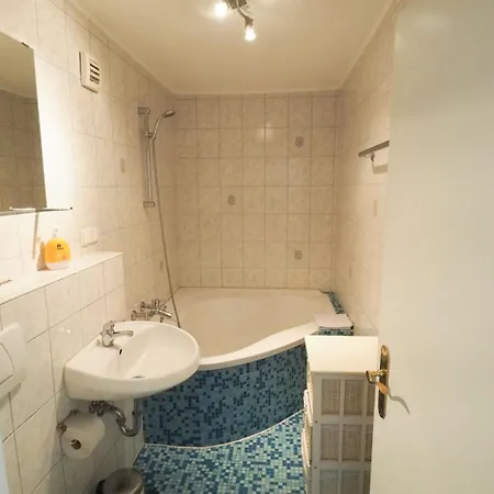 Gemuetliche Ferienwohnung Nahe Mariahilfer Strasse Vienna Exterior photo
